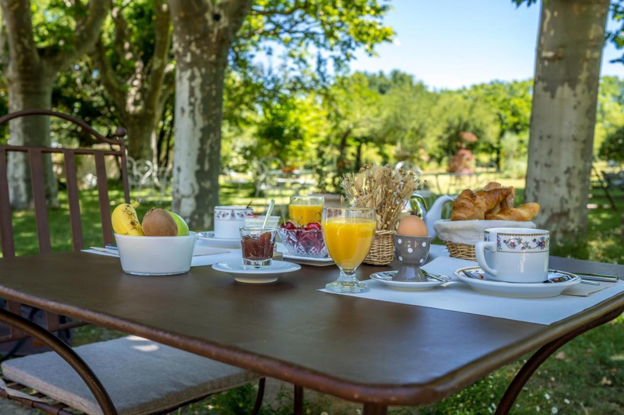 Demeures Et Chateaux Hotel L'Hermitage بيرنيه لو فونتينز المظهر الخارجي الصورة